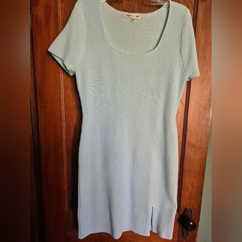 Madden Girl Light Blue Ribbed Short Sleeve Top